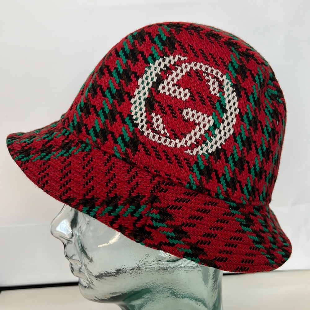 Gucci bucket hat